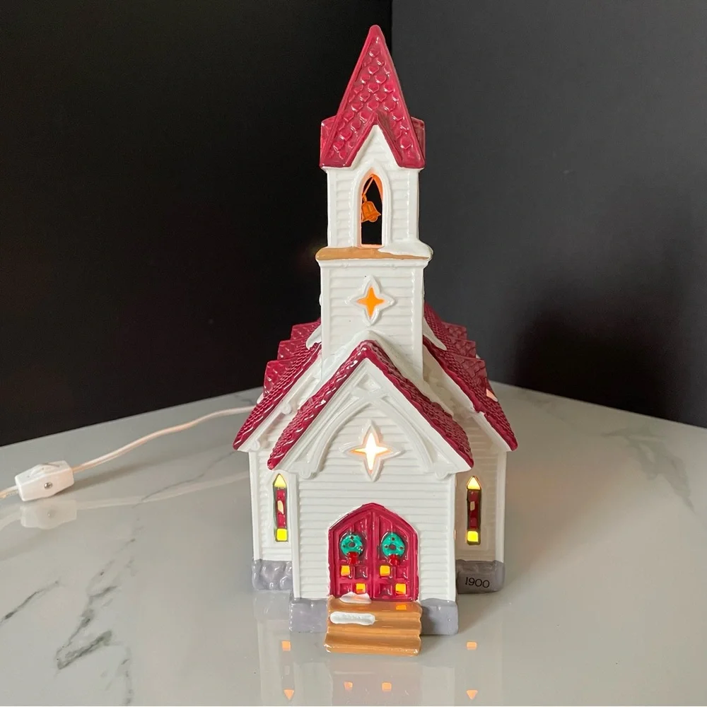 "Good Shepherd Chapel" Original Snow Village by Dept. 56 - Picture 3 of 16